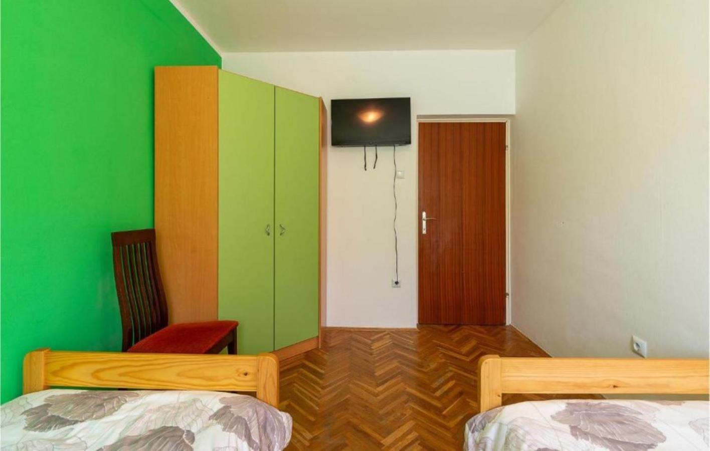 Apartman Ema 4+2 Koromacno Exterior photo